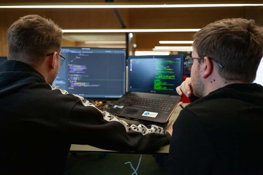 Ciberseguridad pymes IA: cuando la IA hackea